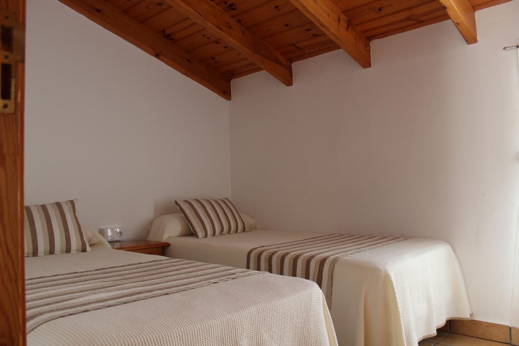 Hostal Masin Табарка Екстериор снимка