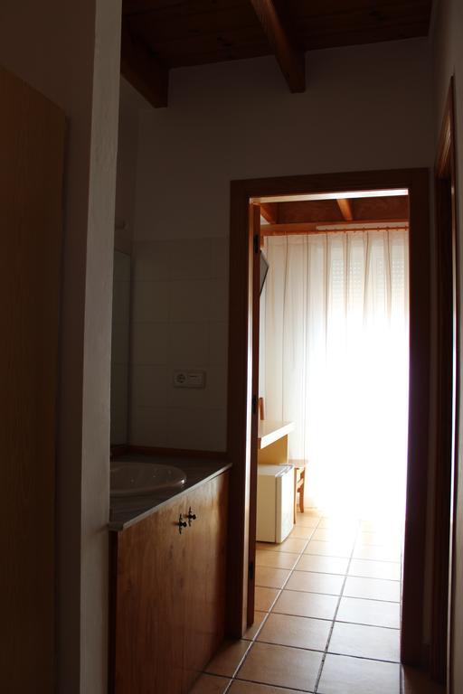 Hostal Masin Табарка Екстериор снимка